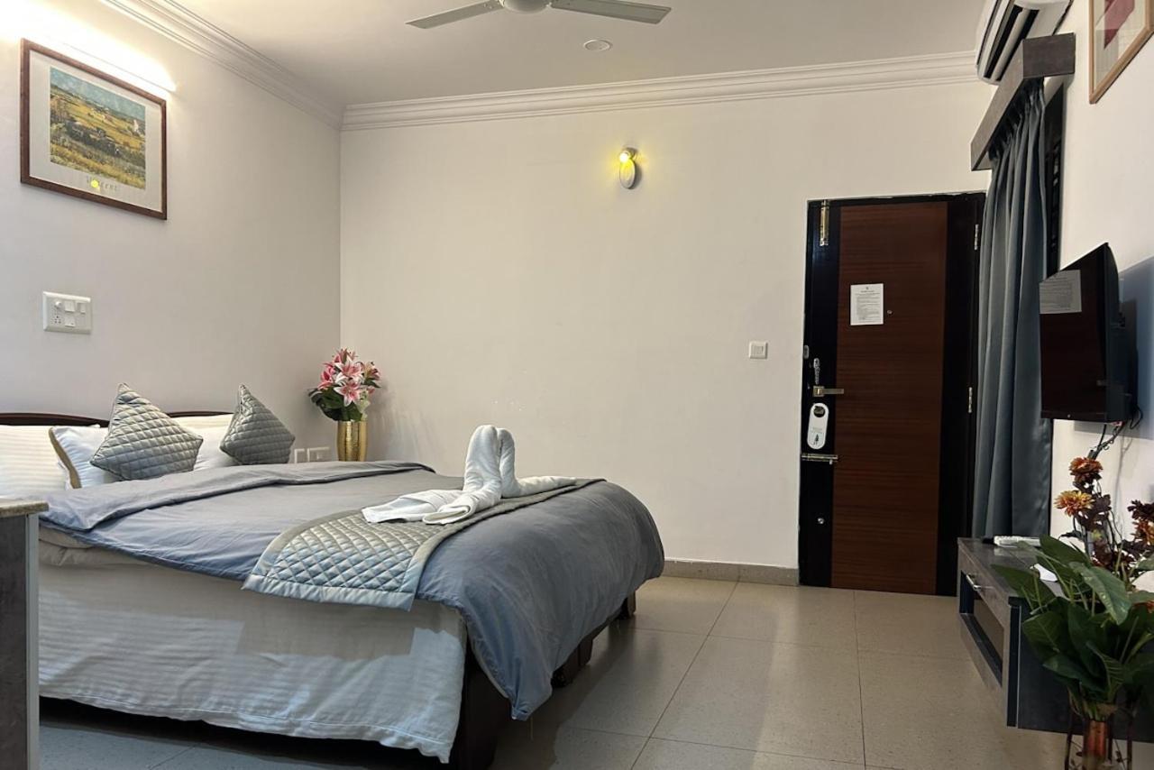 Yahweh Suites Bangalore Buitenkant foto